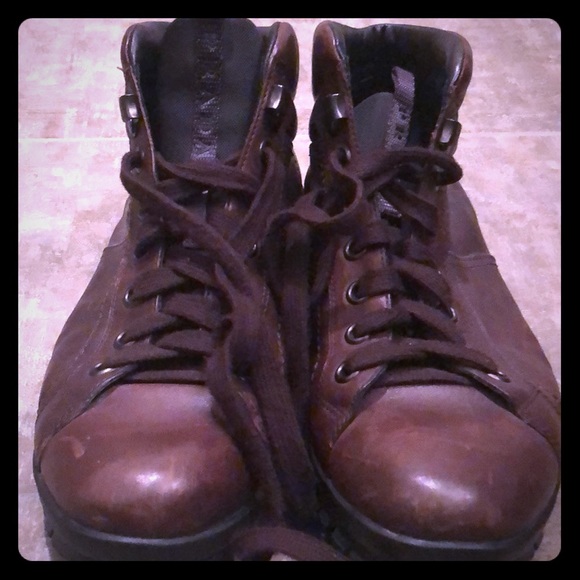 Prada hiking boots - Picture 1 of 3